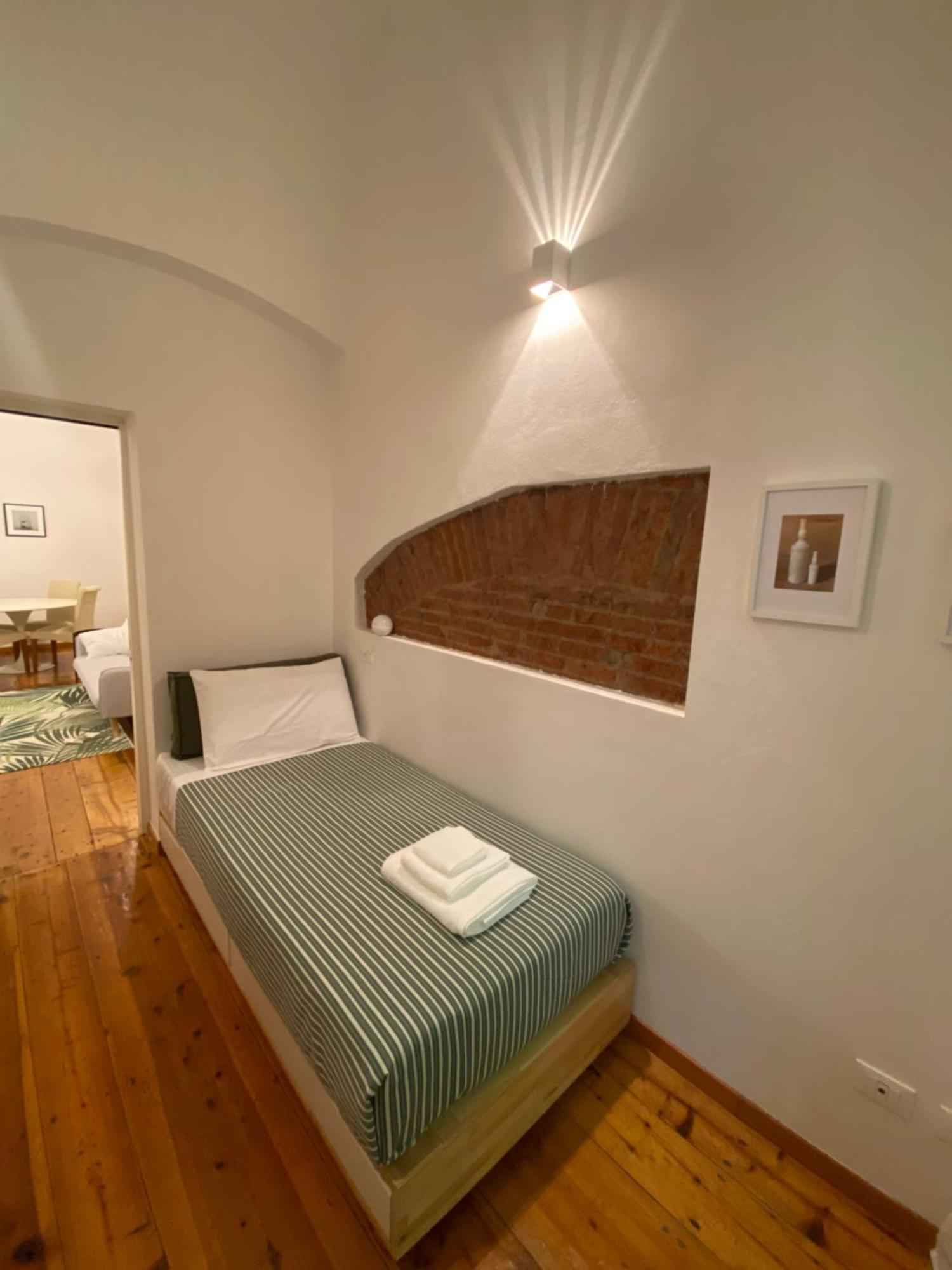 Casa Ortelia: Apartment In A Historic Building Болоня Екстериор снимка